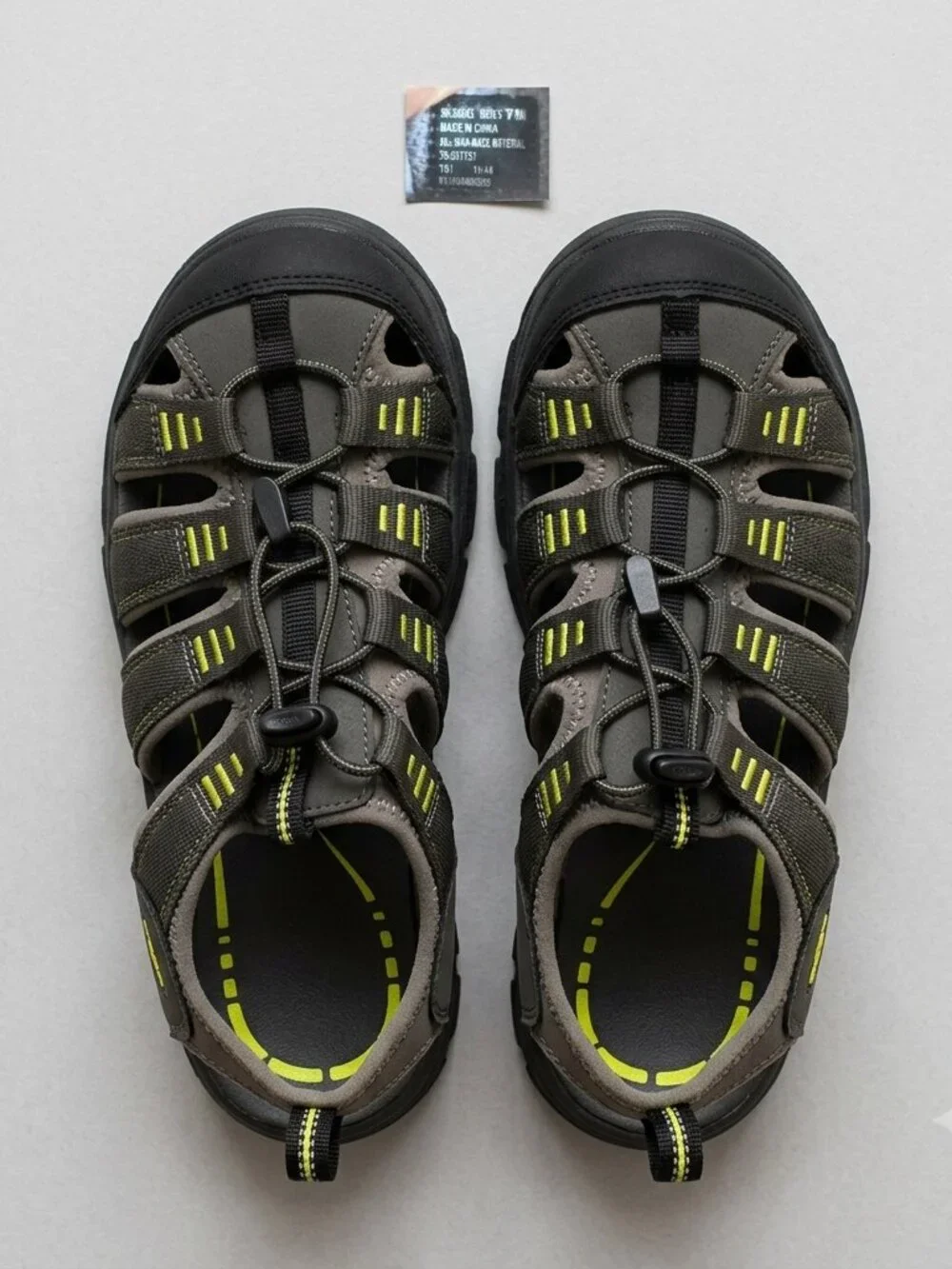 Mens Dockers Fisherman Sandals Grey Yellow Sport Outdoor, Sporty Y2K Size 7 M